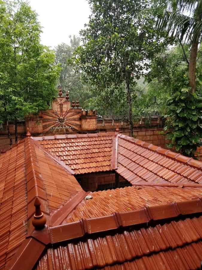 Kalpadiyil Hotel Balarampuram Екстериор снимка