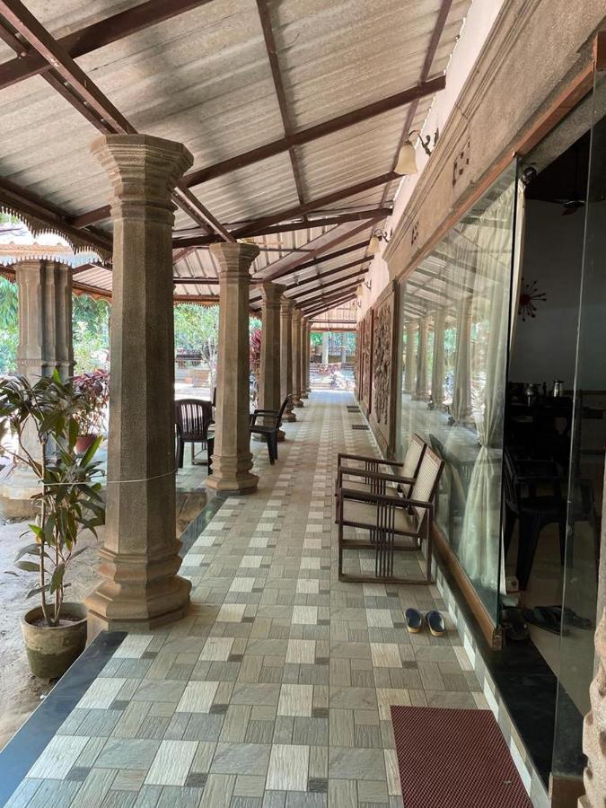 Kalpadiyil Hotel Balarampuram Екстериор снимка