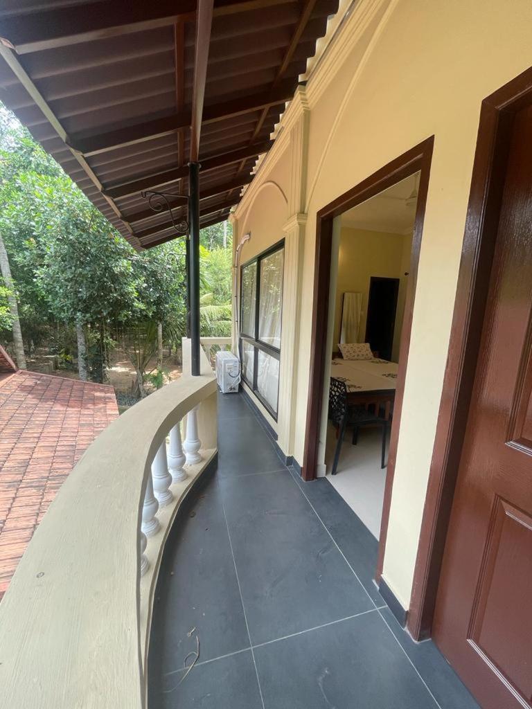 Kalpadiyil Hotel Balarampuram Екстериор снимка